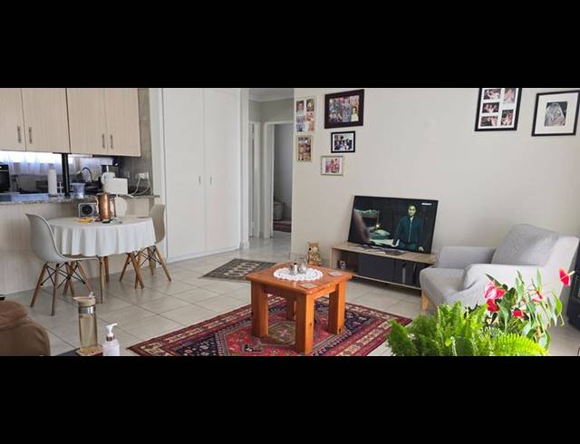 2 BEDROOM TOWNHOUSE FOR SALE IN VERWOERDPARK